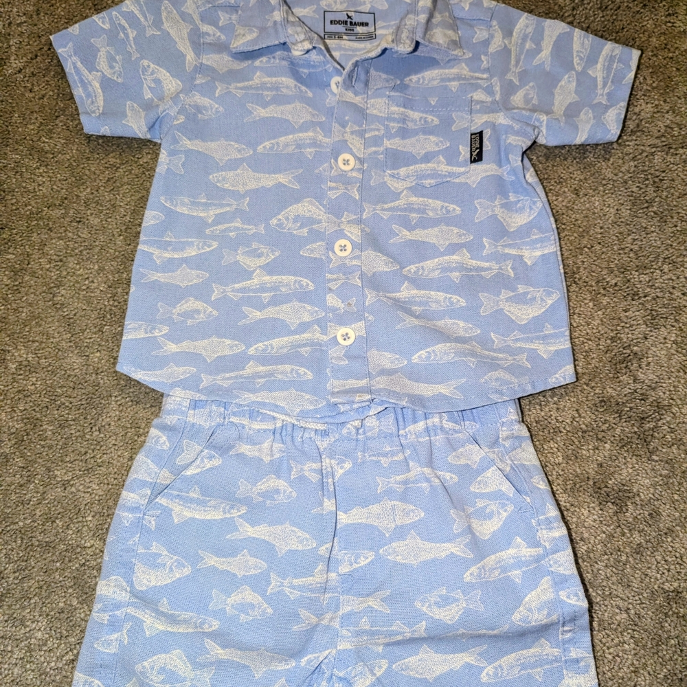 Eddie Bauer Light Blue & White Fish-Print Kids Pajama Set. 3-6 Months
